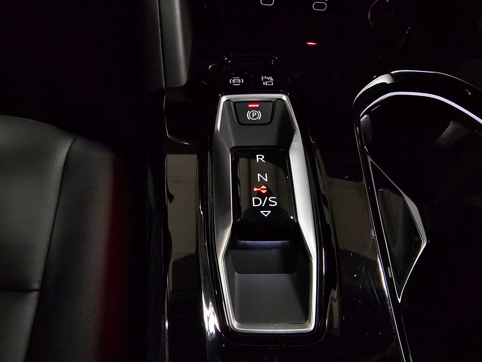 2025 Audi Q5 Premium 2.0 TFSI quattro