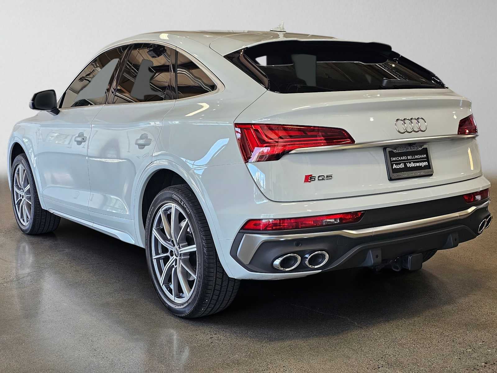 2023 Audi SQ5 Sportback Premium Plus 3.0 TFSI quattro