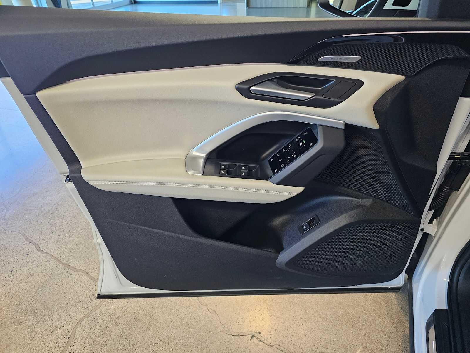 2025 Audi Q5 Premium Plus 2.0 TFSI quattro