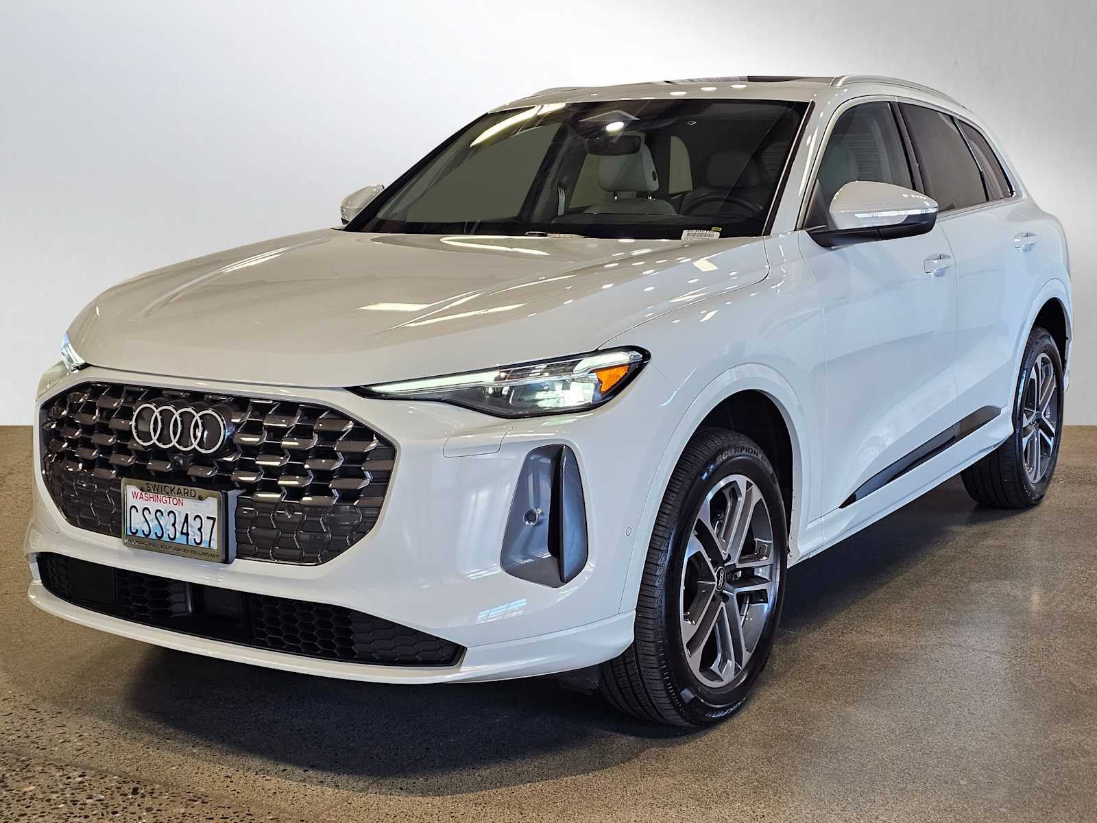 2025 Audi Q5 Premium Plus 2.0 TFSI quattro