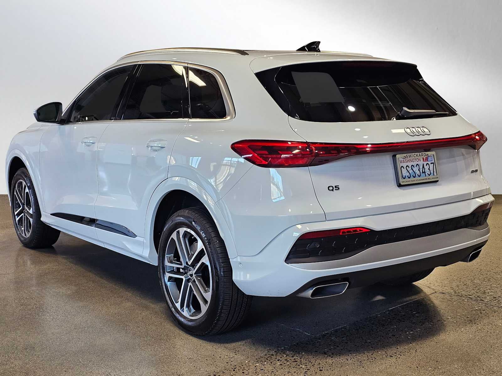 2025 Audi Q5 Premium Plus 2.0 TFSI quattro