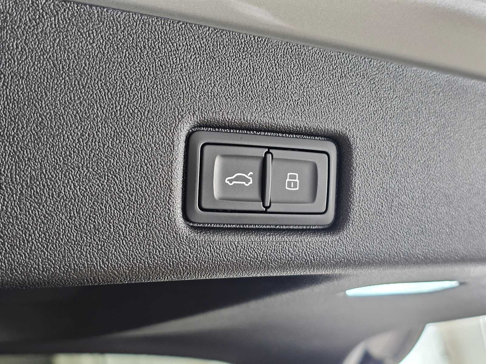 2025 Audi Q5 Premium Plus 2.0 TFSI quattro