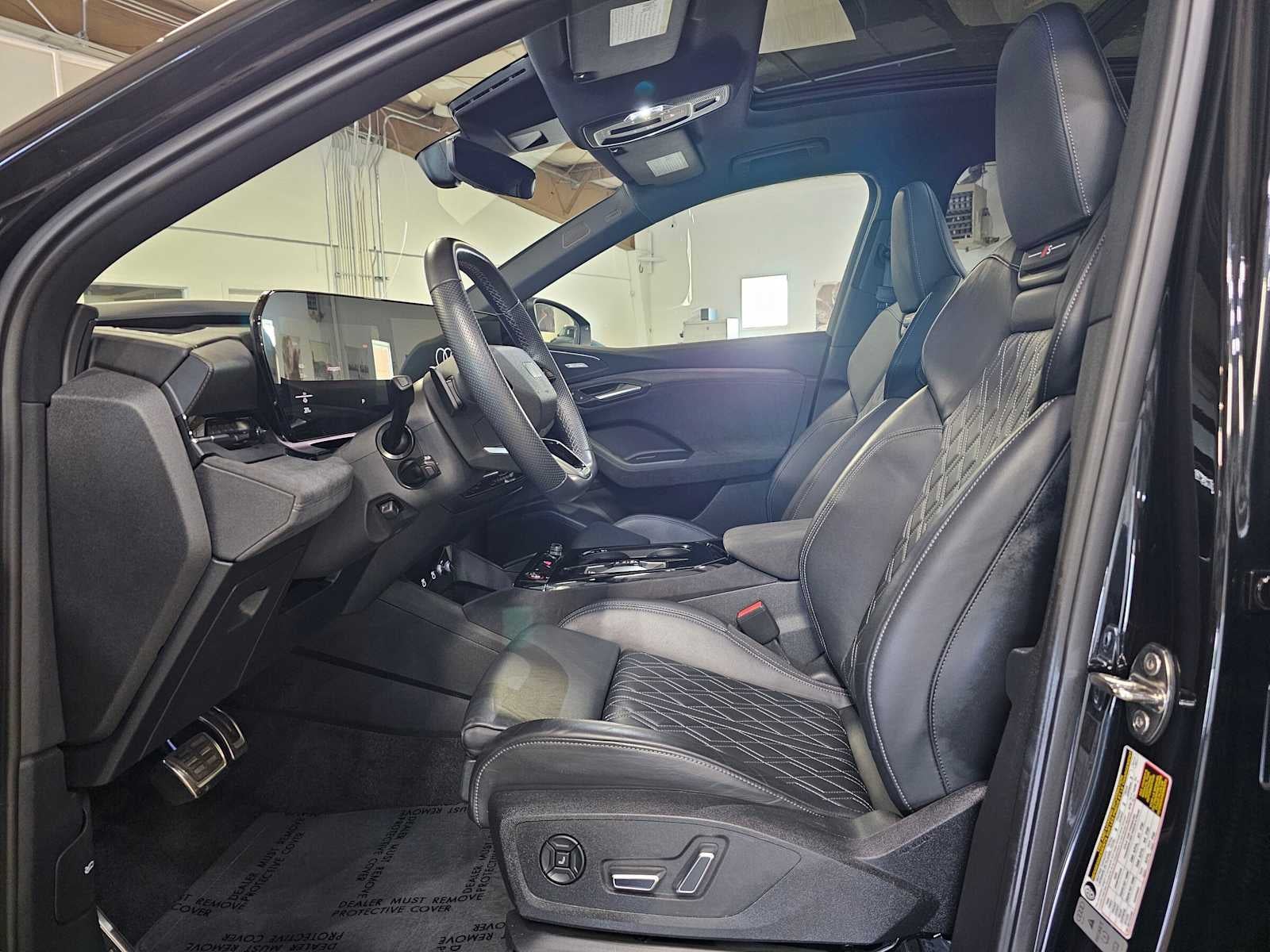 2025 Audi SQ6 e-tron Prestige quattro
