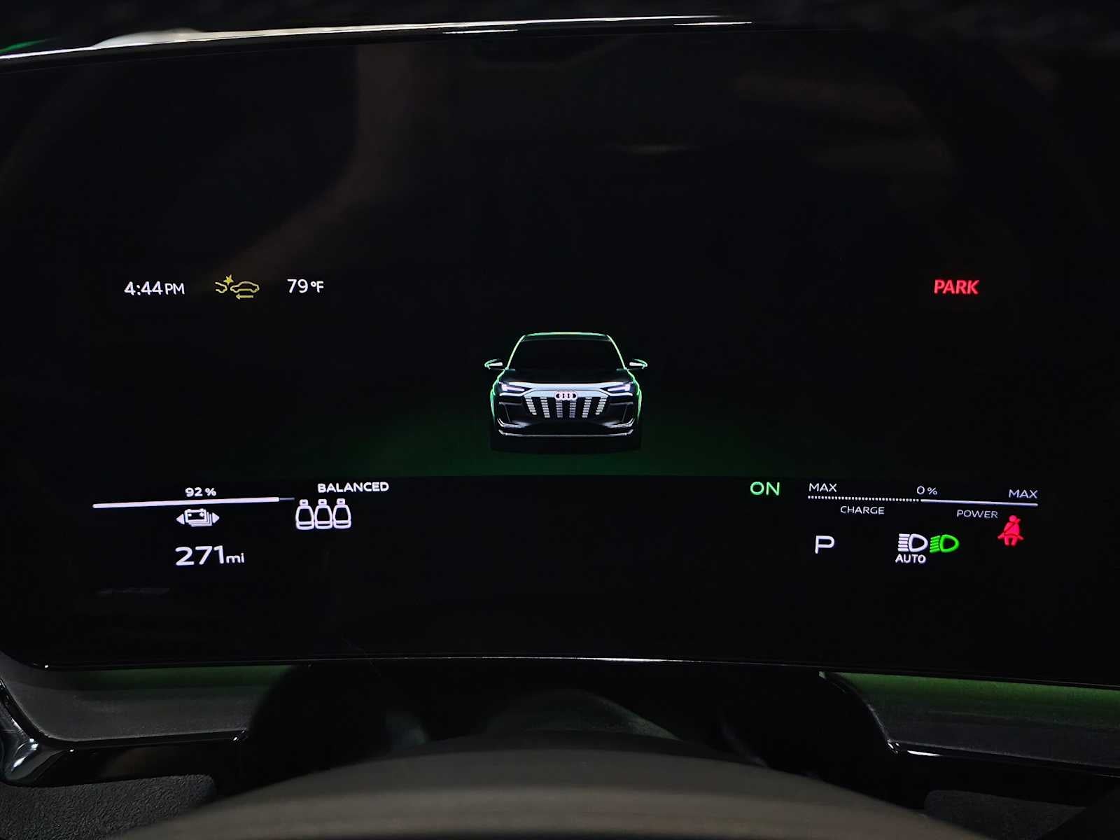 2025 Audi SQ6 e-tron Prestige quattro