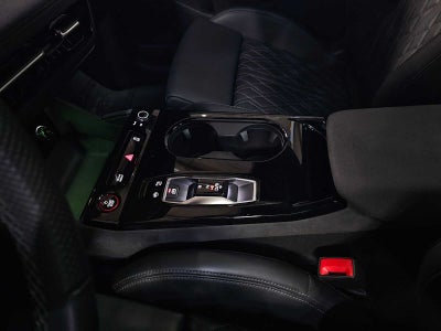 2025 Audi SQ6 e-tron Prestige quattro