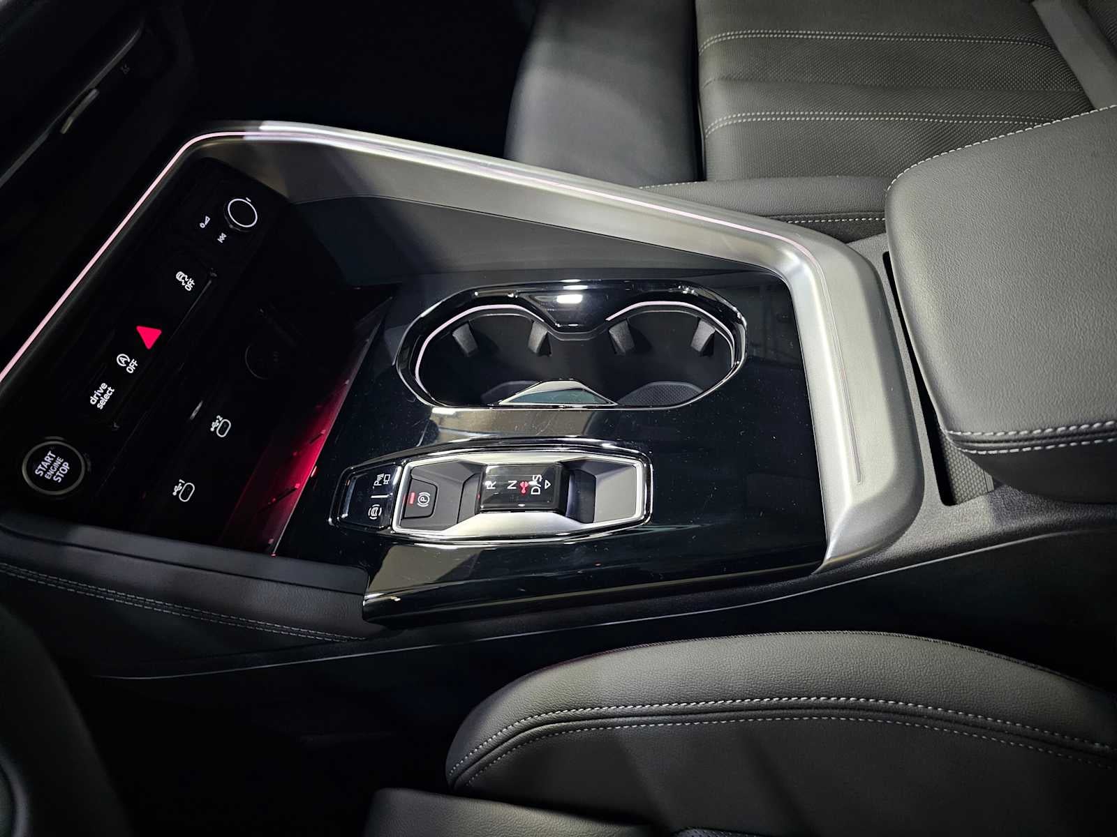 2025 Audi Q5 Prestige 2.0 TFSI quattro