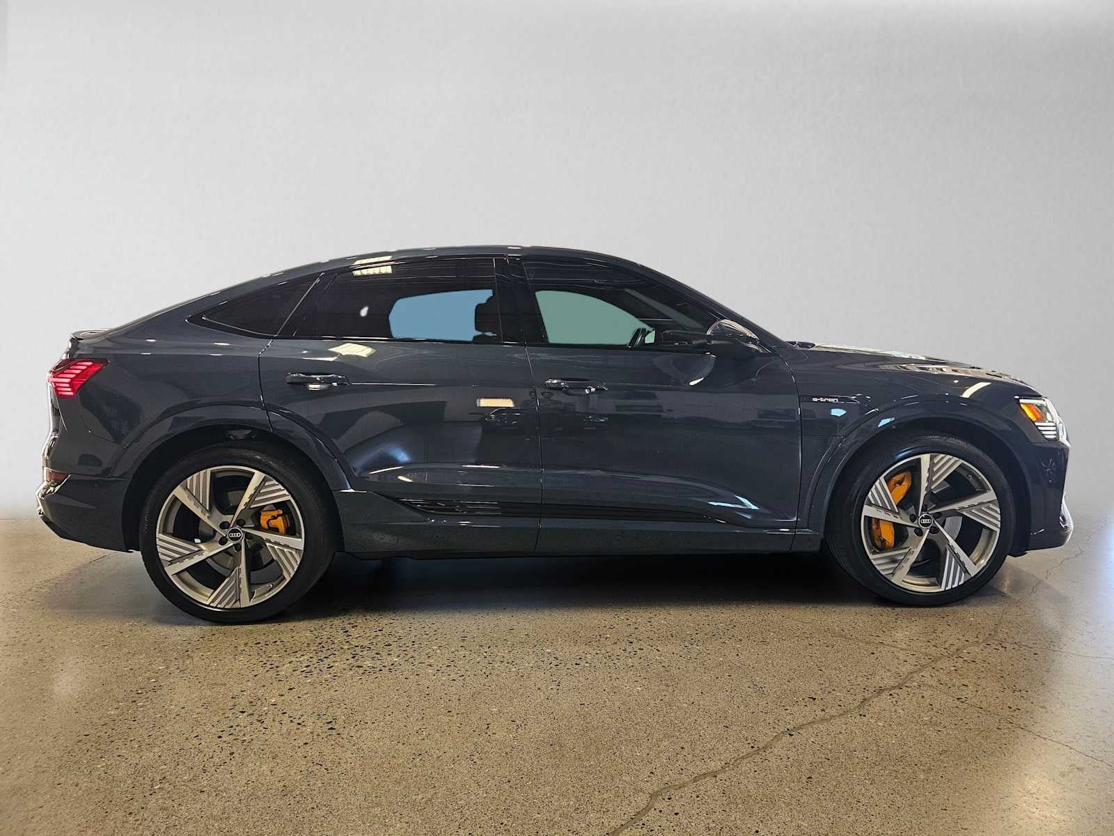 2023 Audi e-tron Sportback S line Prestige quattro