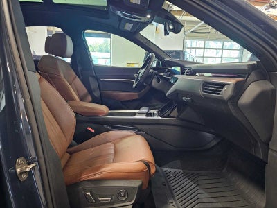 2023 Audi e-tron Sportback S line Prestige quattro