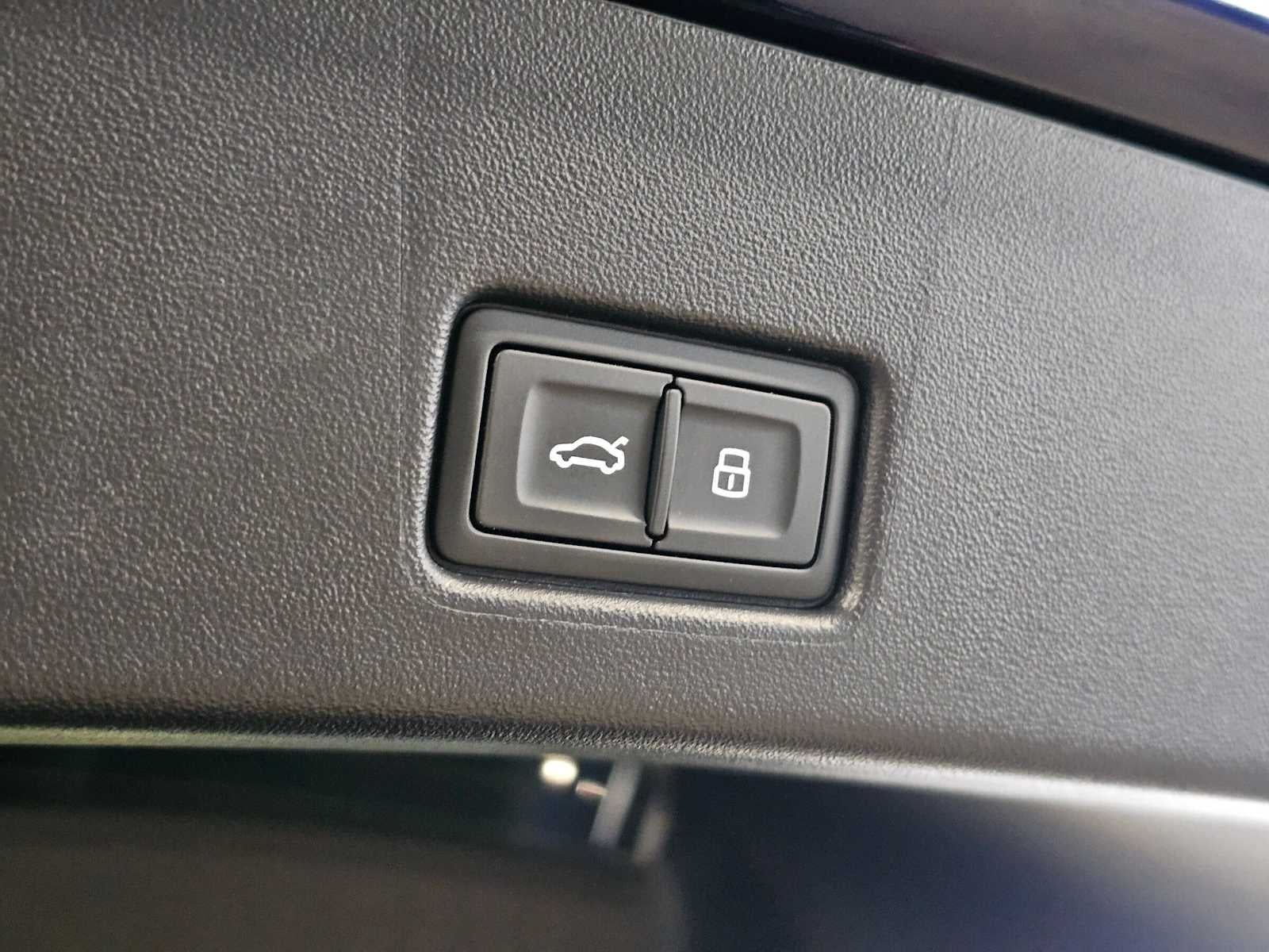 2023 Audi Q4 e-tron Sportback Prestige