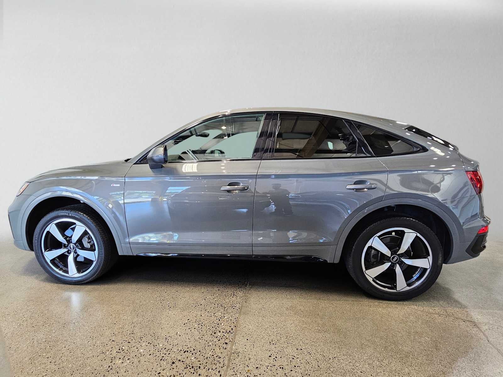 2023 Audi Q5 Sportback S line Premium Plus