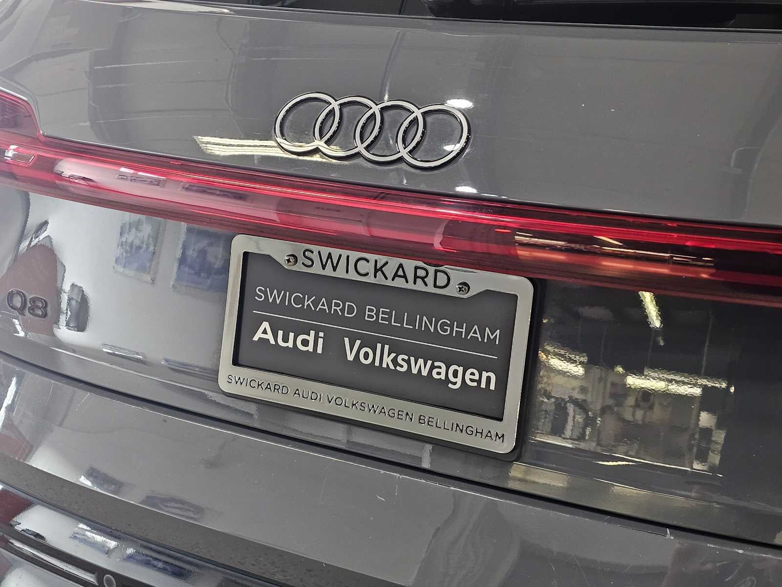 2024 Audi Q8 e-tron Premium Plus