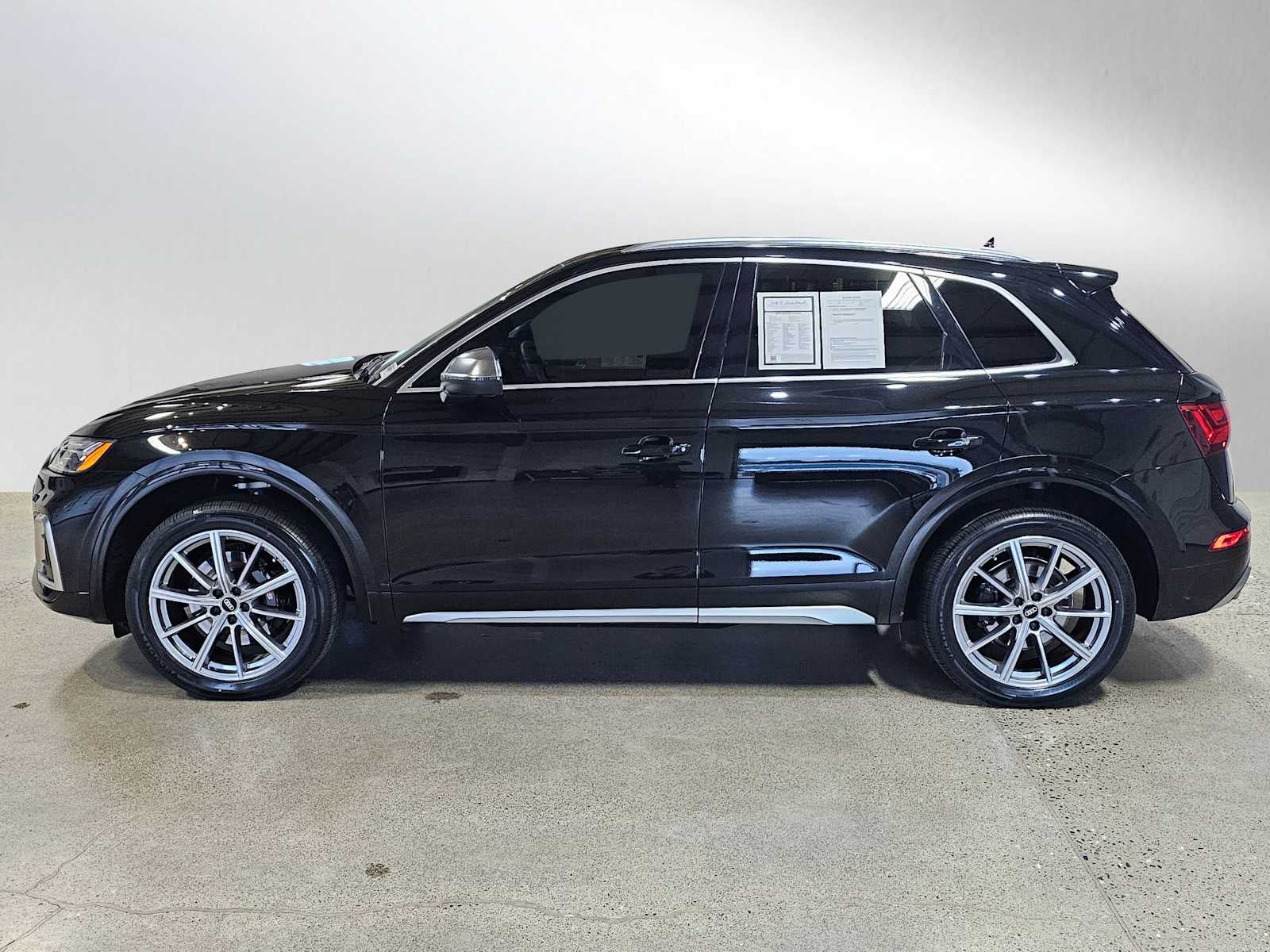 2023 Audi SQ5 Premium 3.0 TFSI quattro