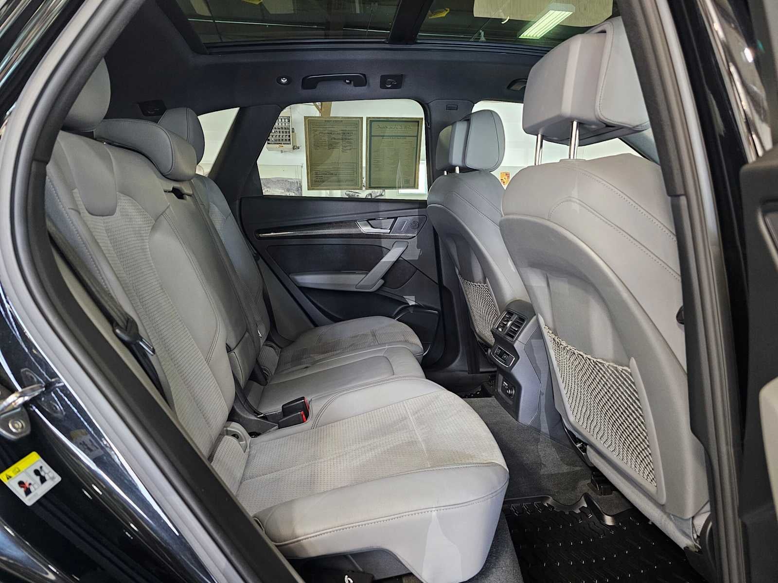 2022 Audi SQ5 Premium 3.0 TFSI quattro