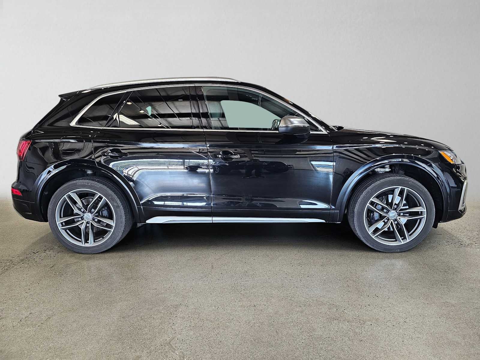 2022 Audi SQ5 Premium 3.0 TFSI quattro