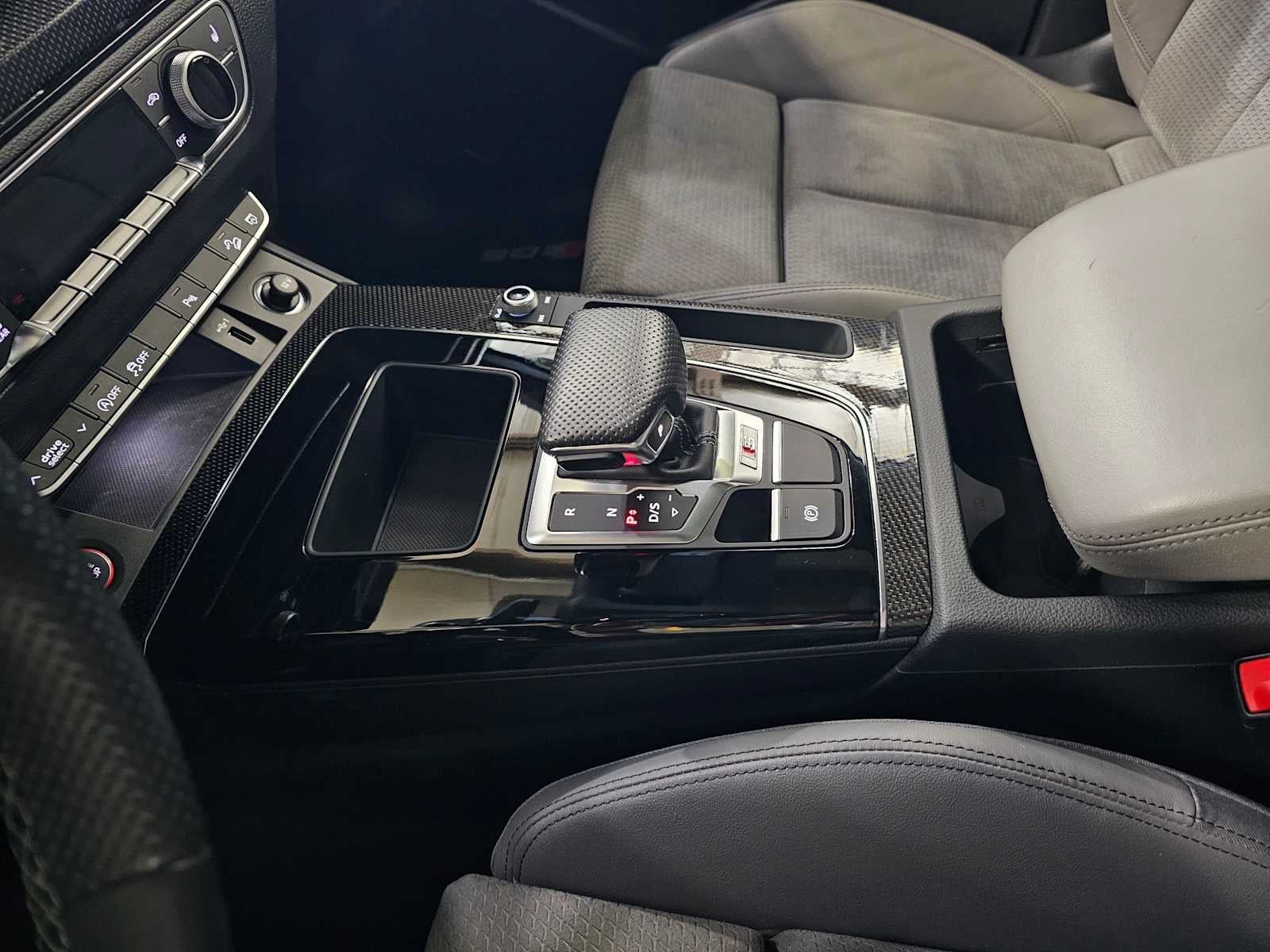 2022 Audi SQ5 Premium 3.0 TFSI quattro