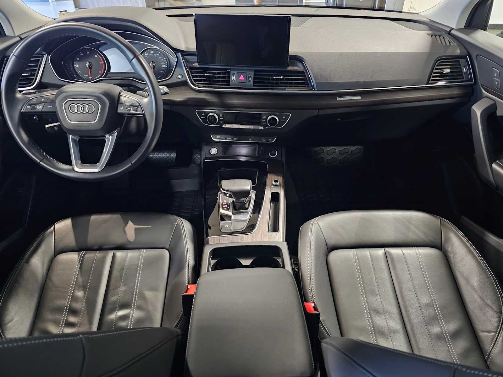 2023 Audi Q5 Premium 40 TFSI quattro