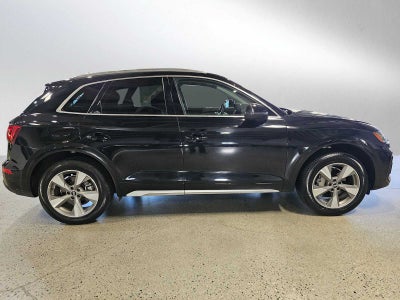 2023 Audi Q5 Premium 40 TFSI quattro