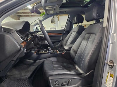 2023 Audi Q5 Premium 40 TFSI quattro
