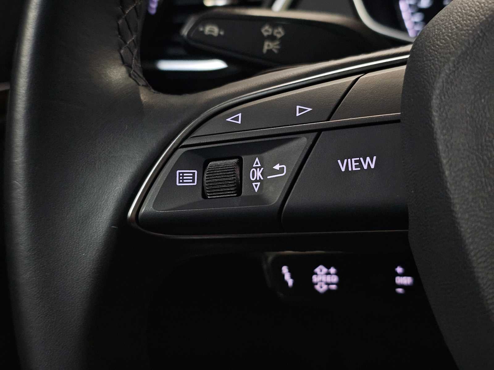 2023 Audi Q5 Premium 40 TFSI quattro