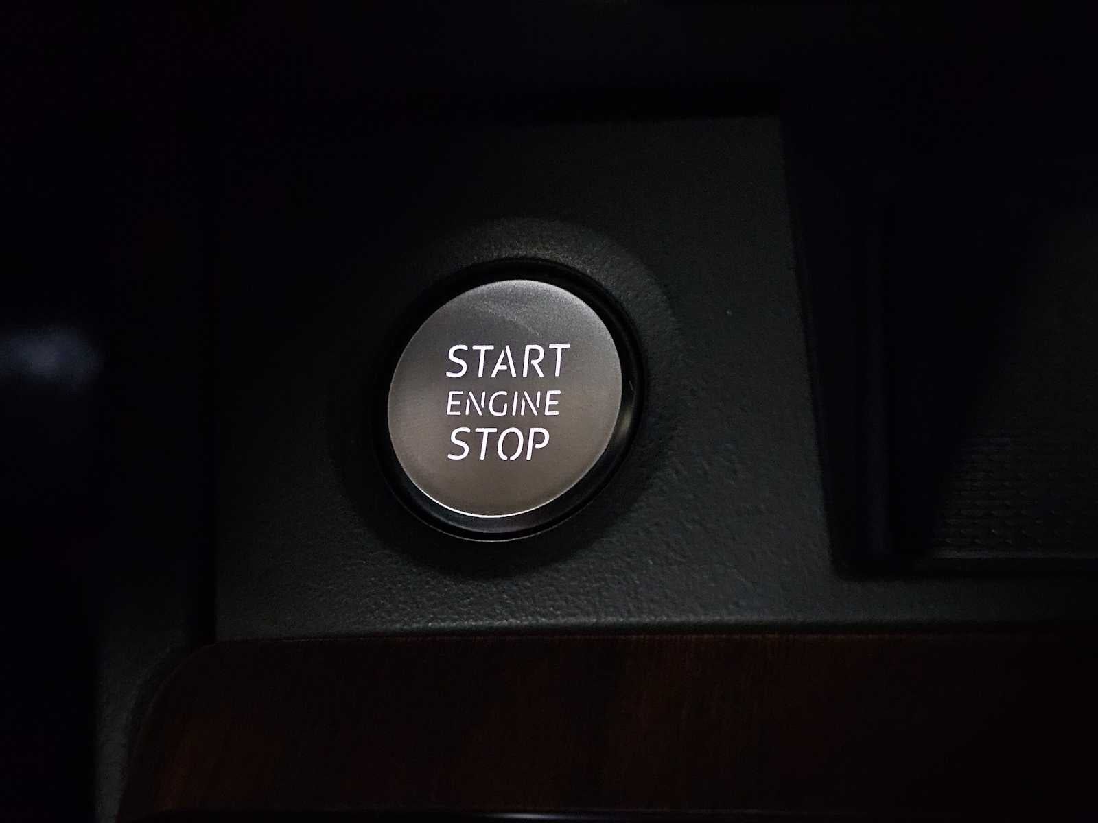 2023 Audi Q5 Premium 40 TFSI quattro