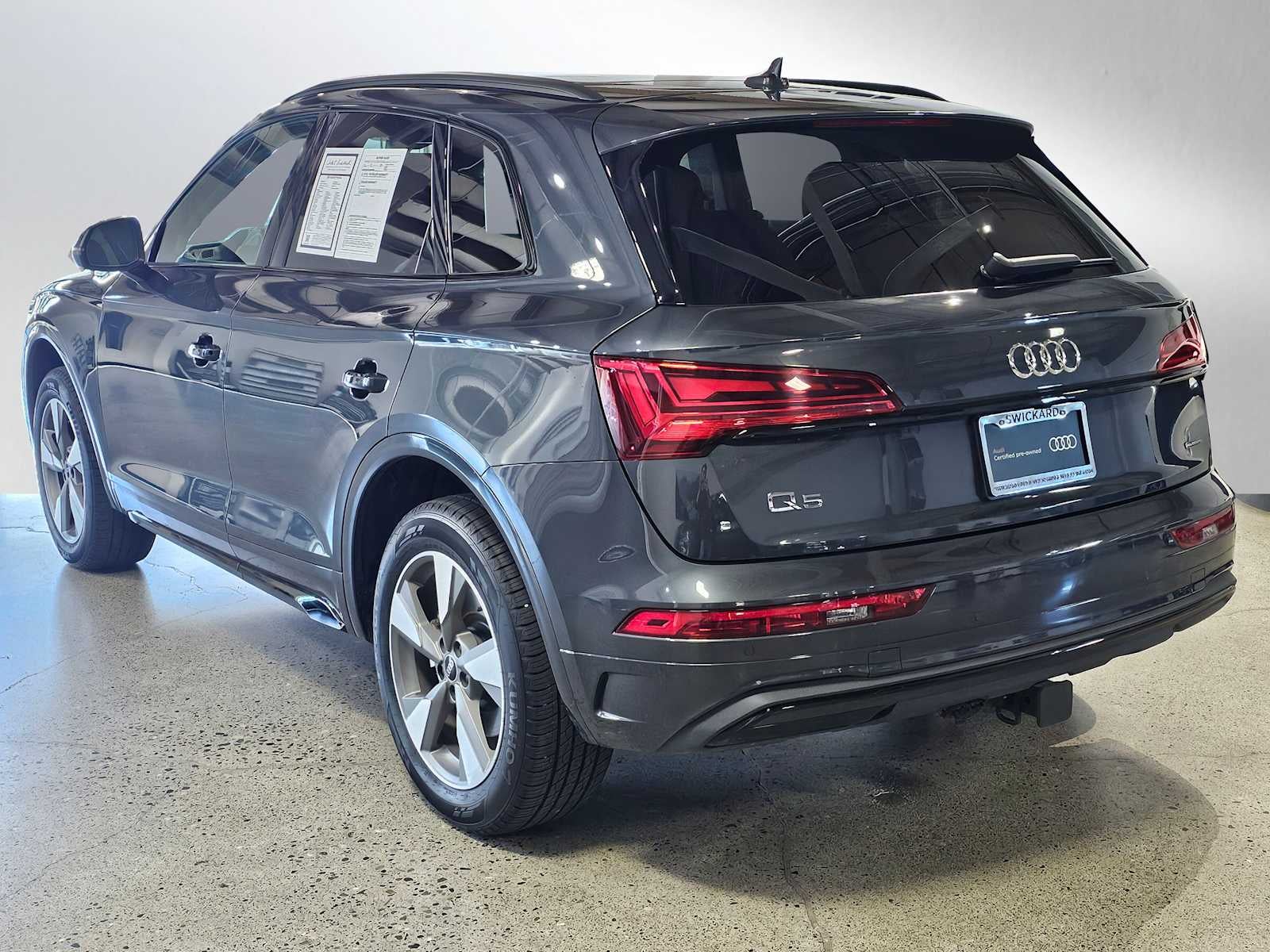 2025 Audi Q5 Premium 40 TFSI quattro