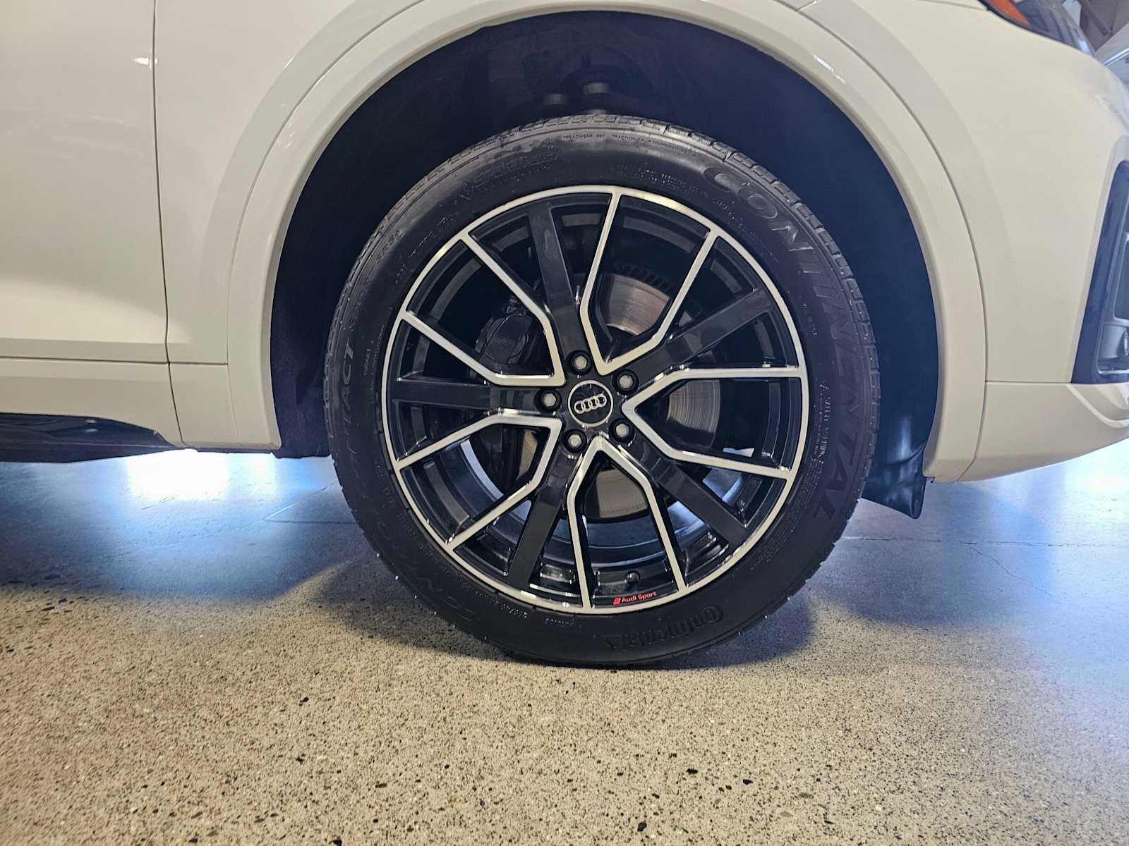 2023 Audi SQ5 Premium Plus 3.0 TFSI quattro