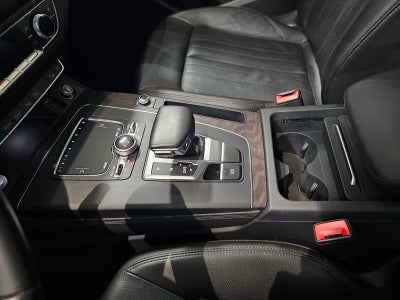 2019 Audi Q5 Prestige 45 TFSI quattro