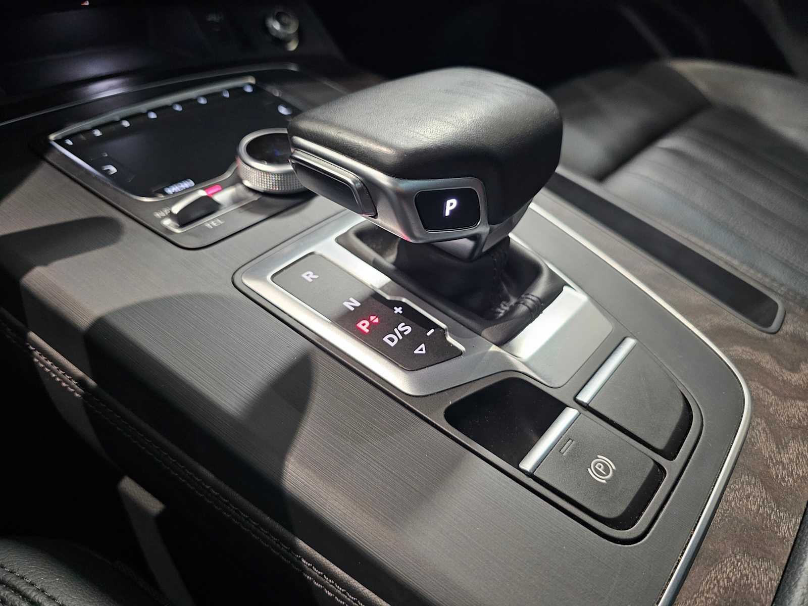 2019 Audi Q5 Prestige 45 TFSI quattro
