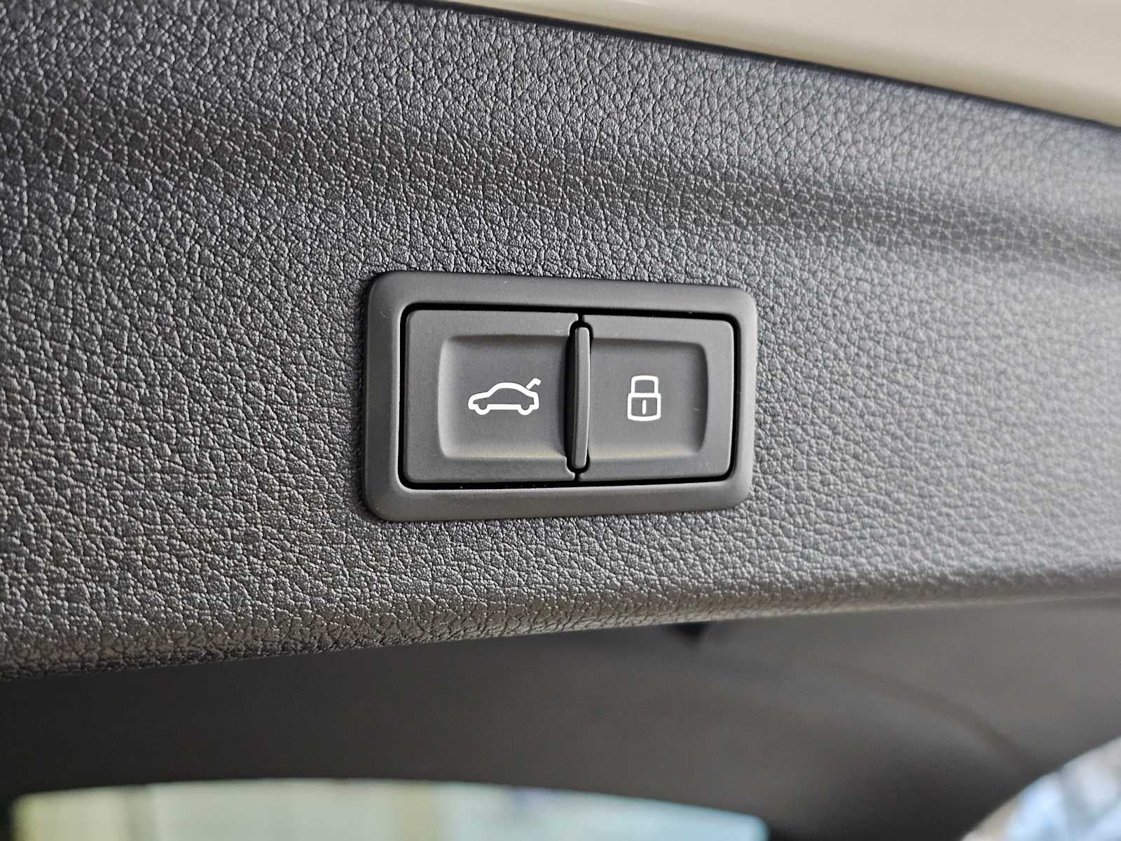 2025 Audi Q3 S line Premium 45 TFSI quattro