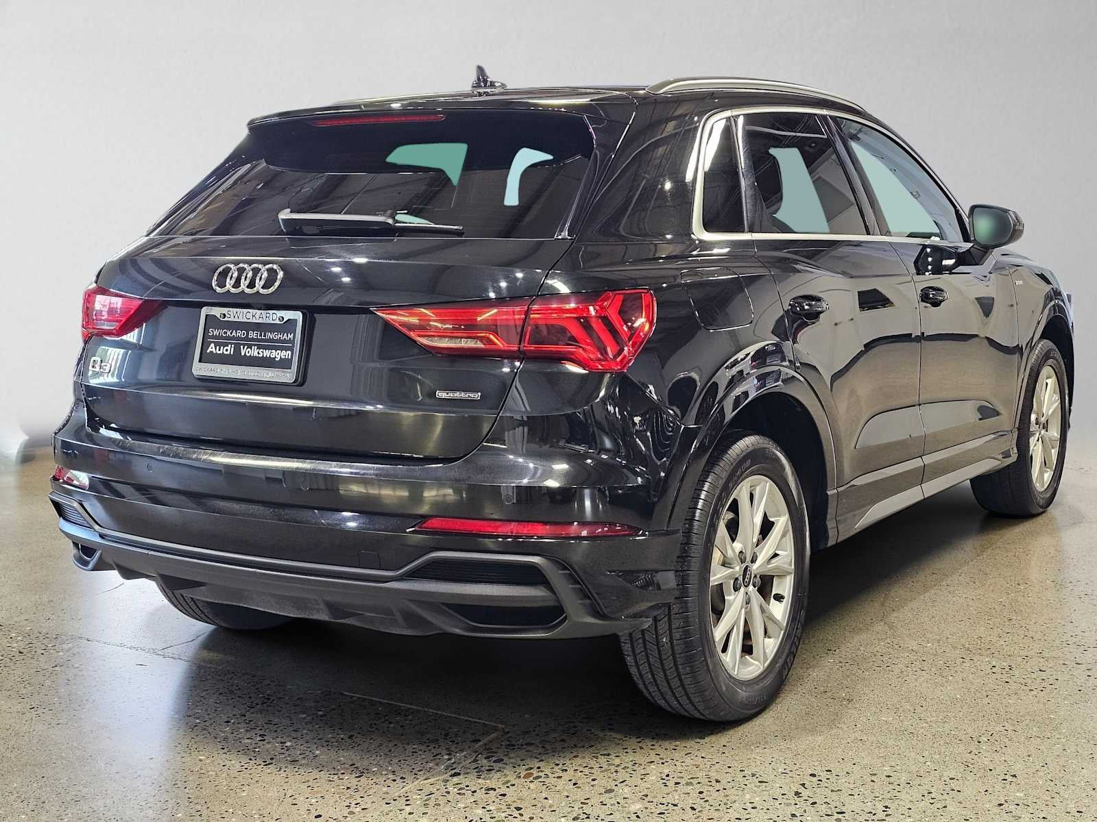 2025 Audi Q3 S line Premium