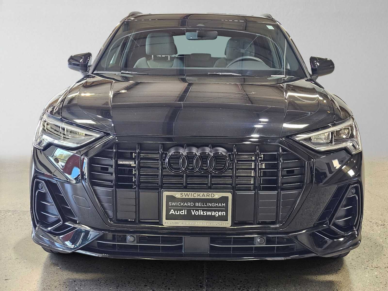 2025 Audi Q3 S line Premium