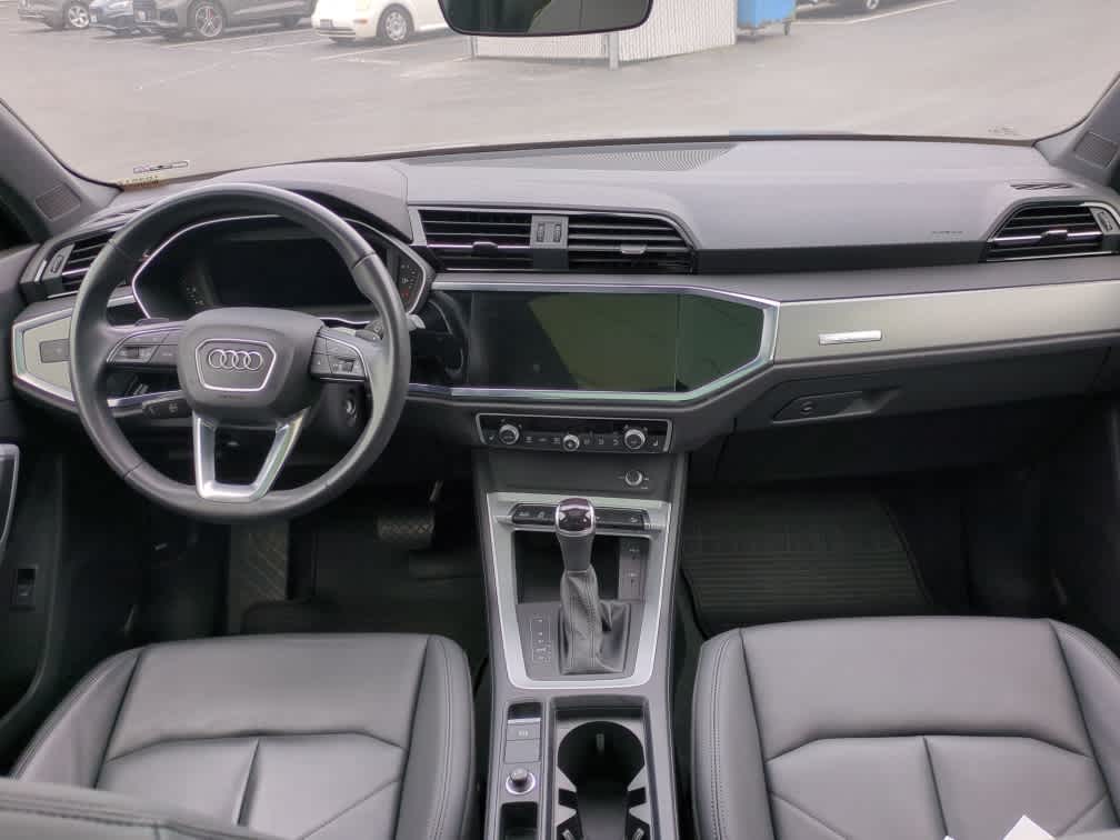 2023 Audi Q3 S line Premium 45 TFSI quattro