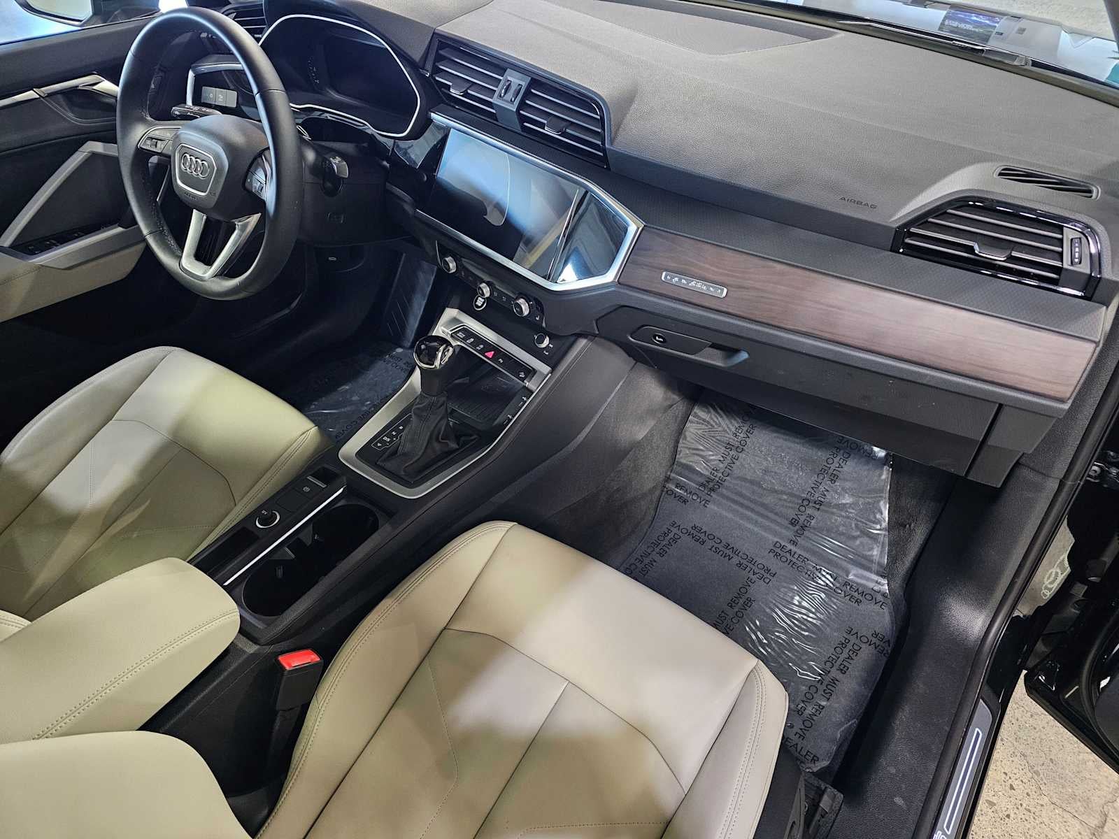 2025 Audi Q3 S line Premium 45 TFSI quattro