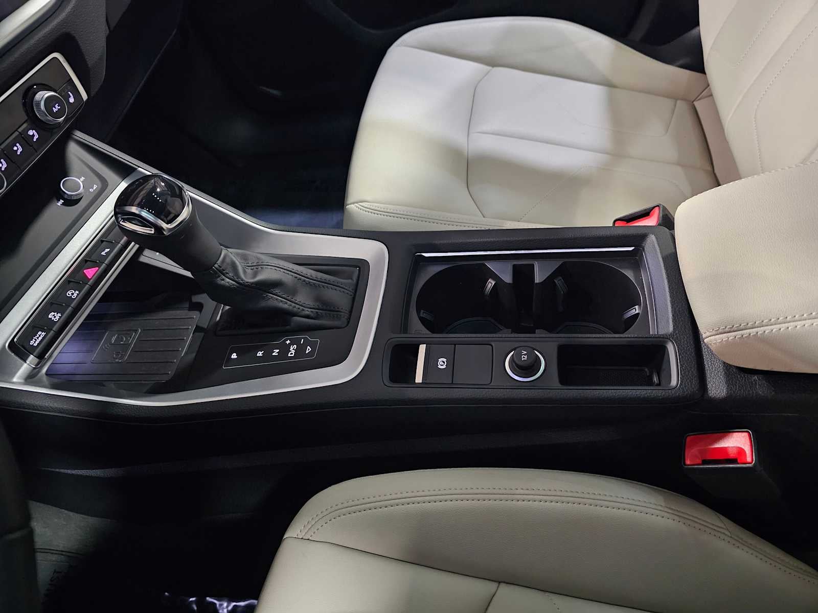 2025 Audi Q3 S line Premium 45 TFSI quattro