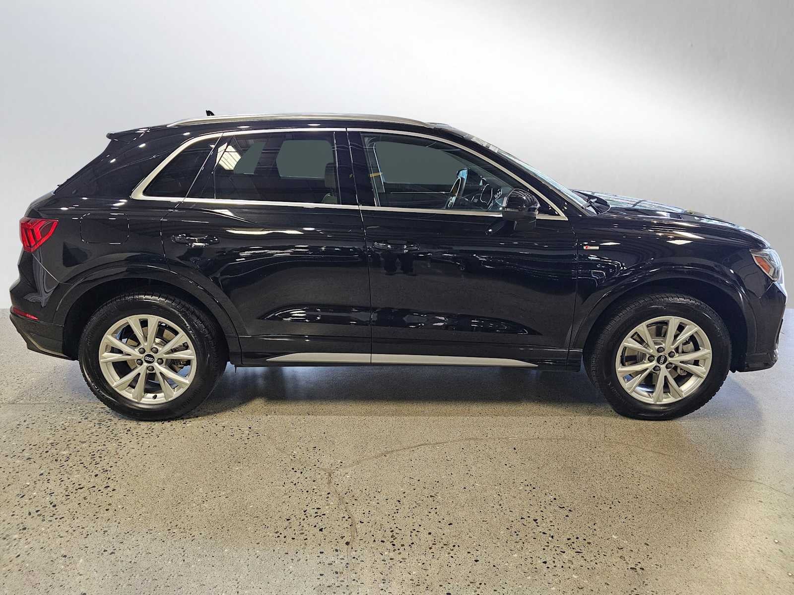 2025 Audi Q3 S line Premium 45 TFSI quattro