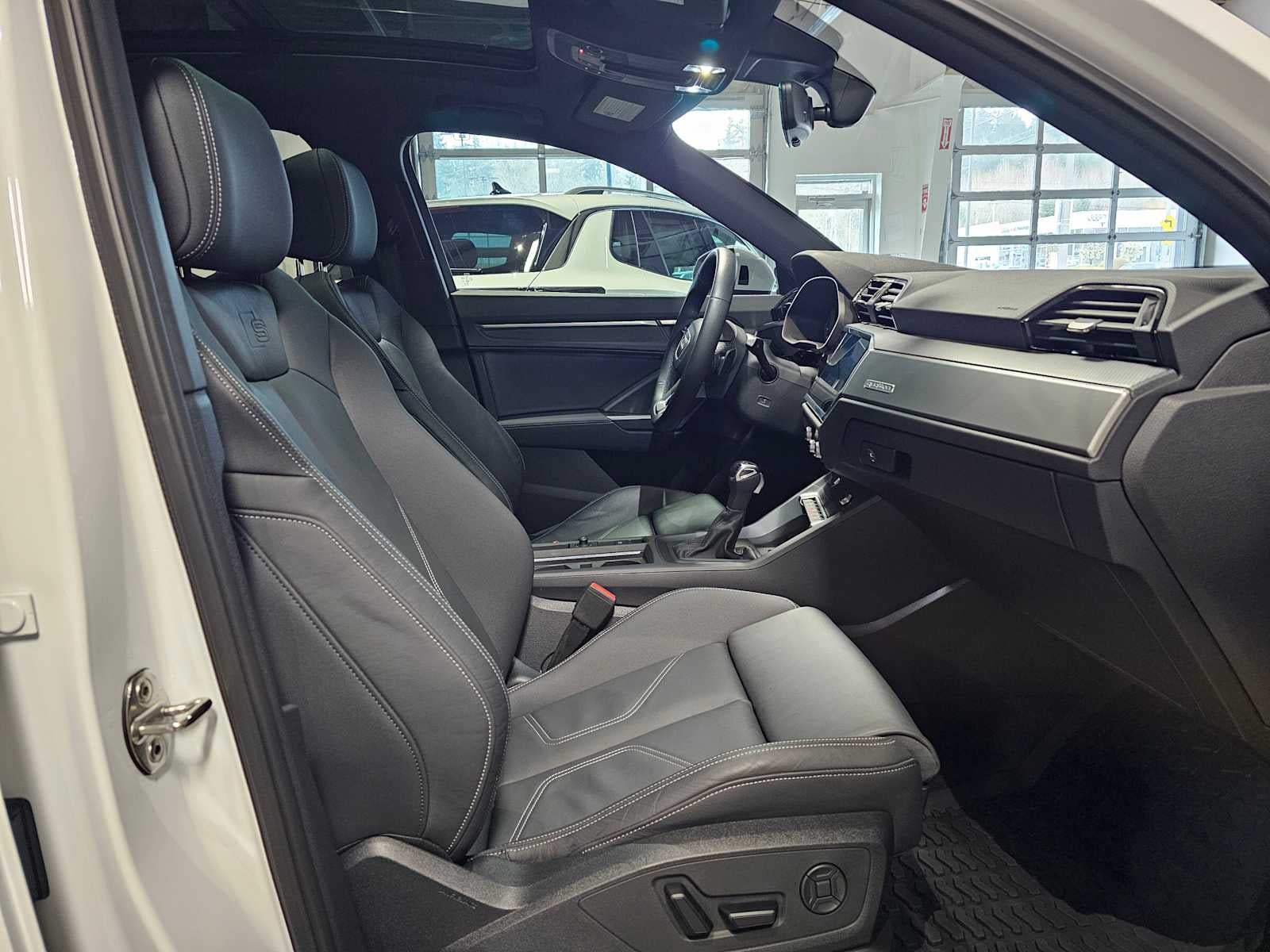 2025 Audi Q3 S line Premium 45 TFSI quattro