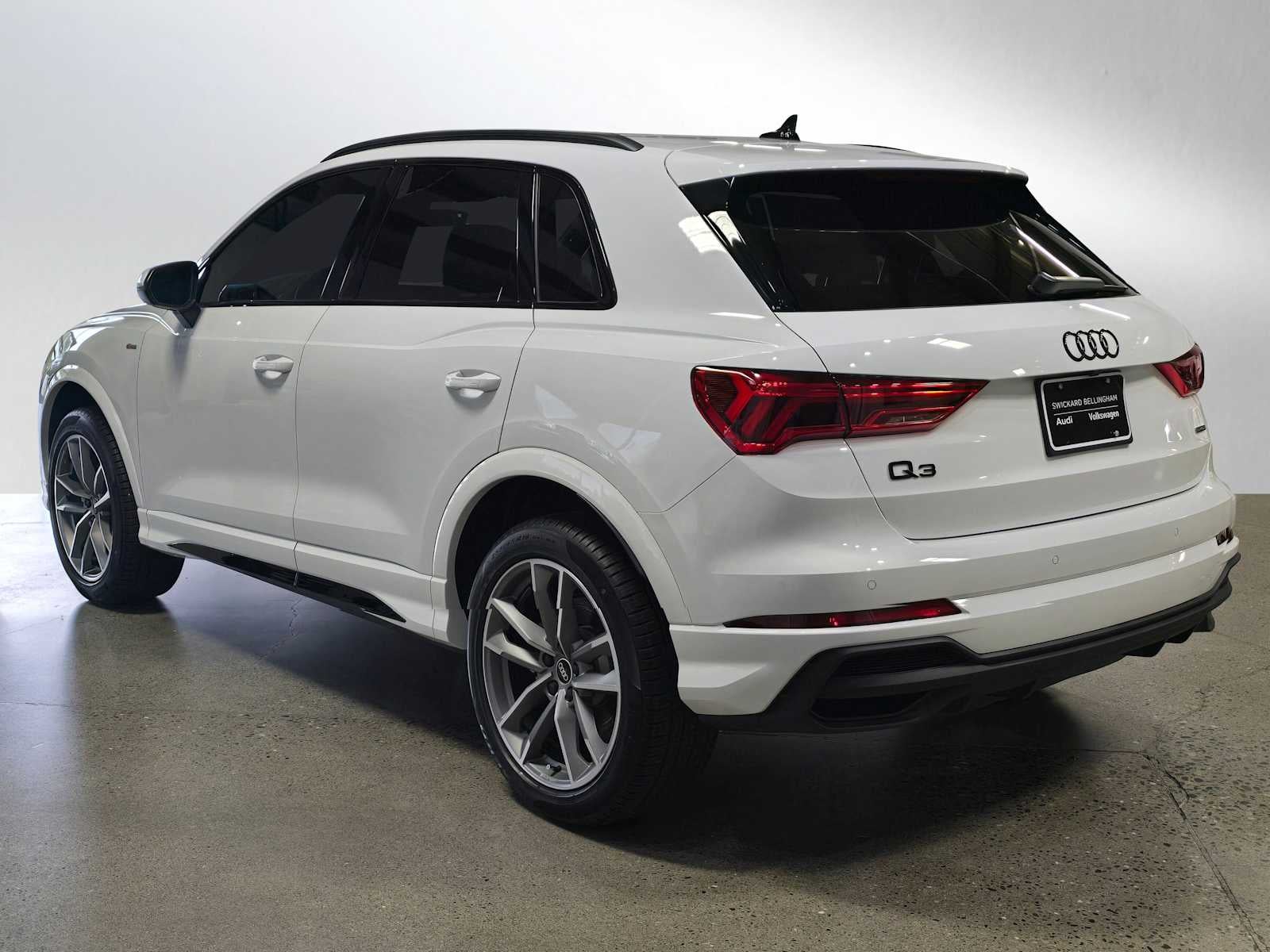 2025 Audi Q3 S line Premium 45 TFSI quattro