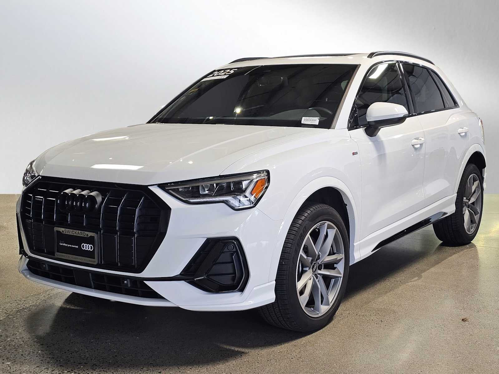 2025 Audi Q3 S line Premium 45 TFSI quattro