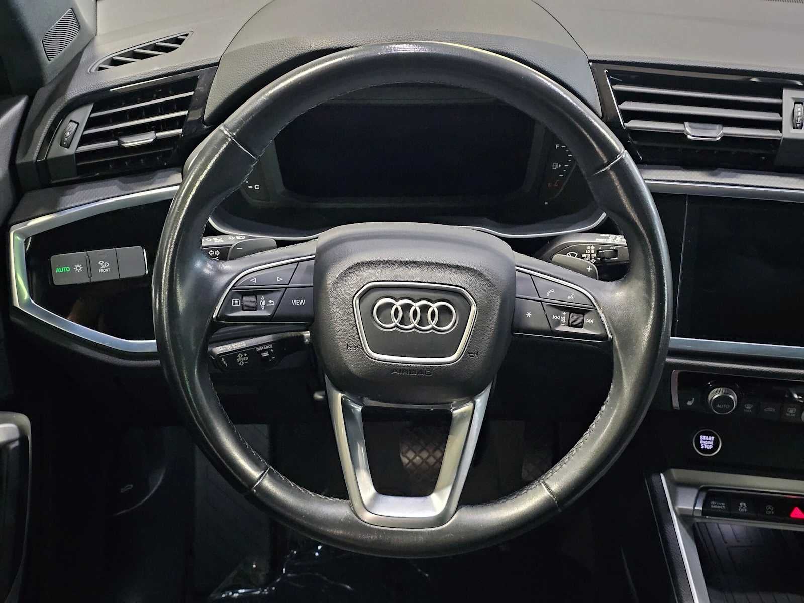 2024 Audi Q3 S line Premium