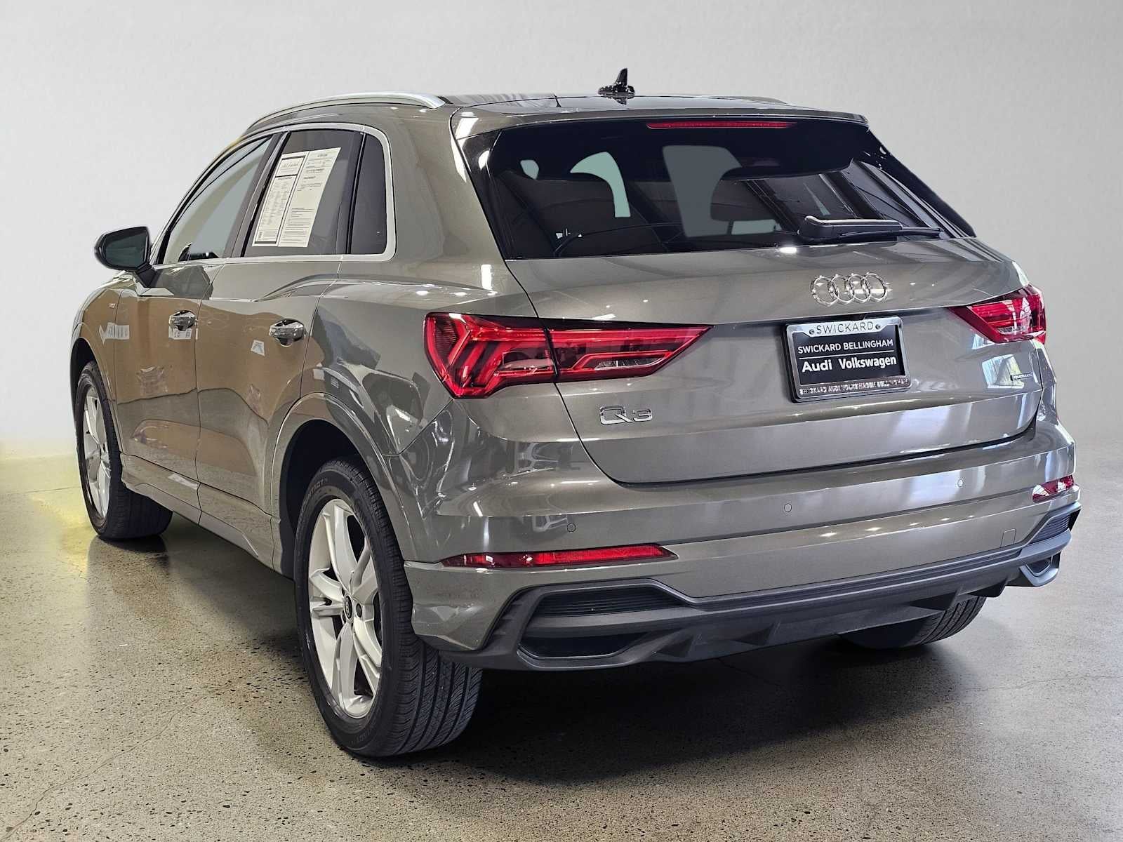 2024 Audi Q3 S line Premium