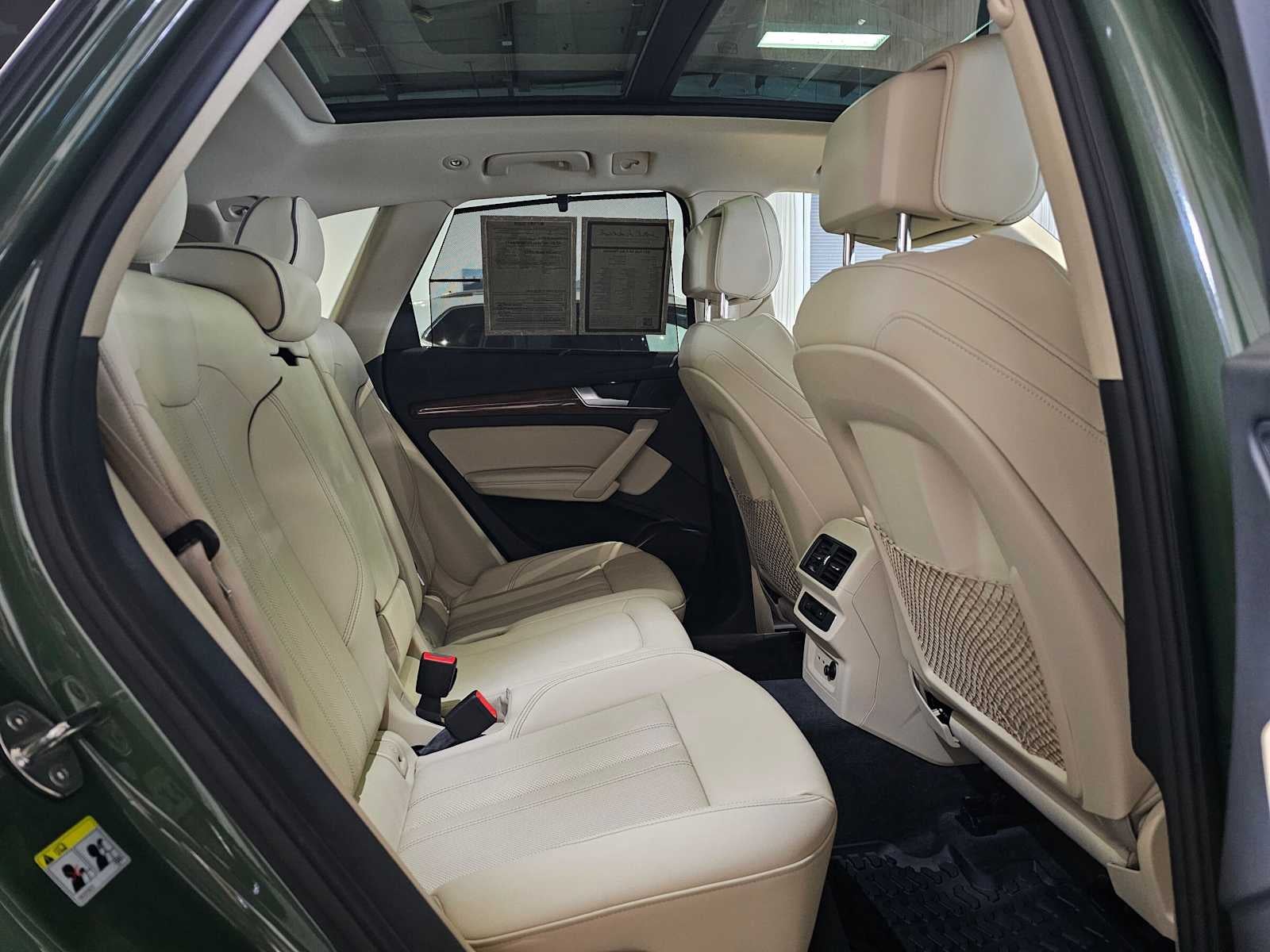 2022 Audi Q5 S line Premium Plus 55 TFSI e quattro