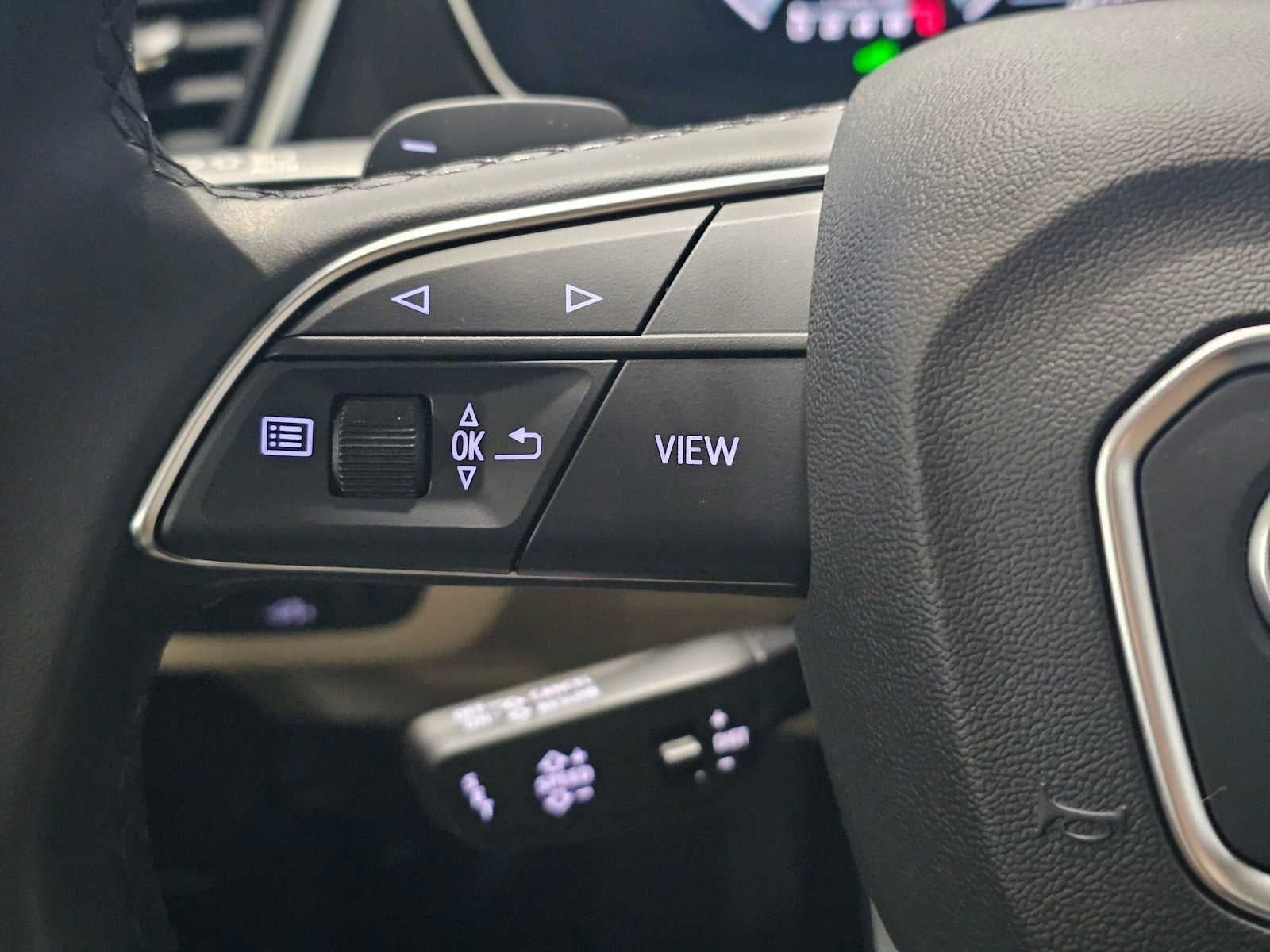 2022 Audi Q5 S line Premium Plus 55 TFSI e quattro