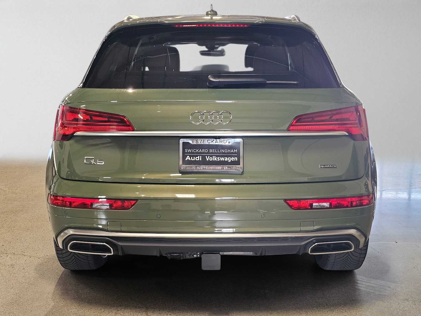 2022 Audi Q5 S line Premium Plus 55 TFSI e quattro