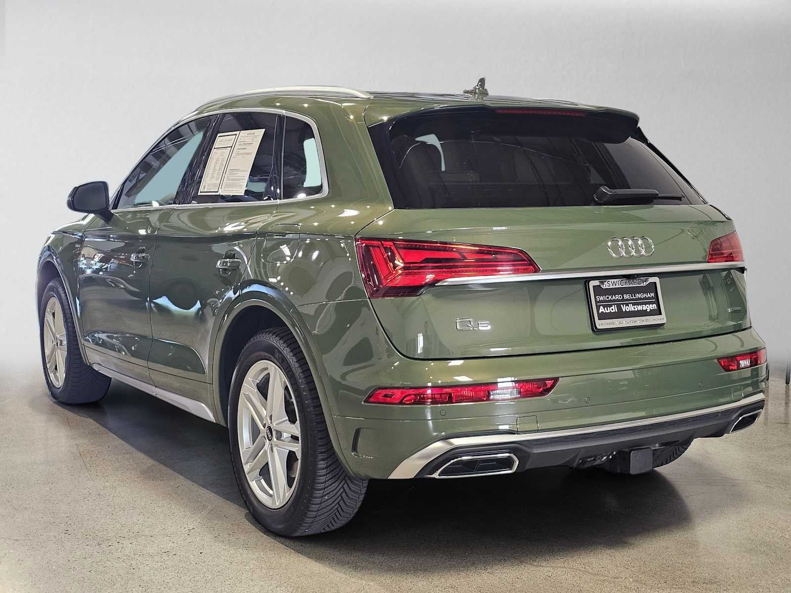 2022 Audi Q5 S line Premium Plus 55 TFSI e quattro