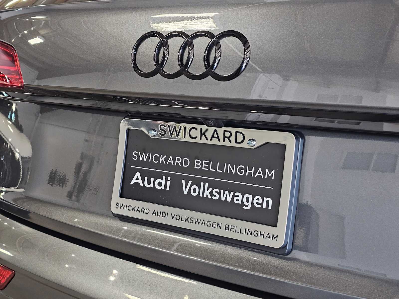 2023 Audi Q5 S line Premium Plus 55 TFSI e quattro