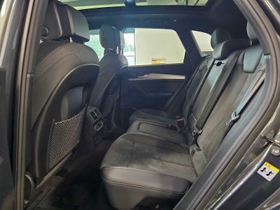 2023 Audi Q5 S line Premium Plus 55 TFSI e quattro