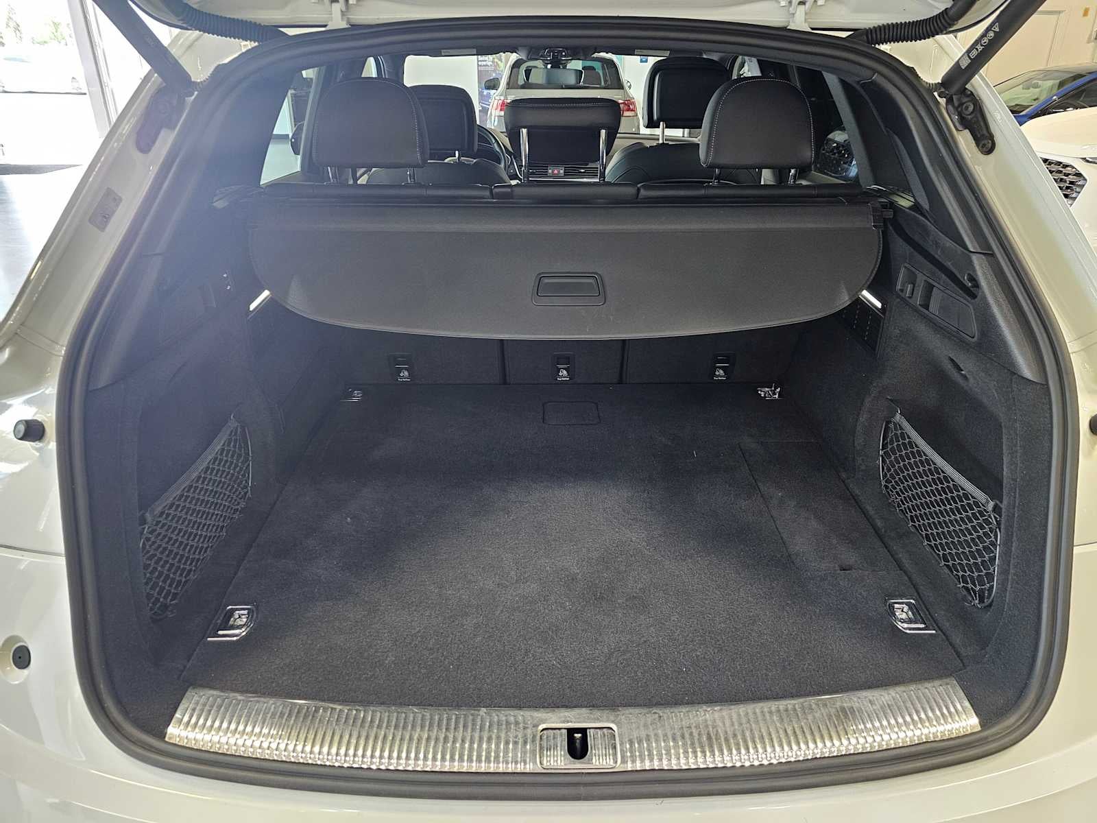2023 Audi Q5 S line Premium Plus 55 TFSI e quattro