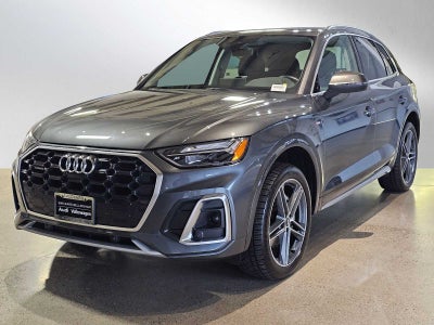 2022 Audi Q5 S line Premium Plus 55 TFSI e quattro