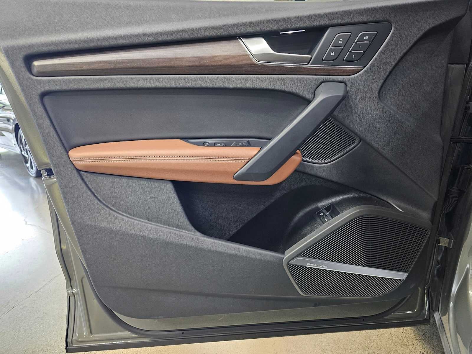 2024 Audi Q5 S line Premium Plus