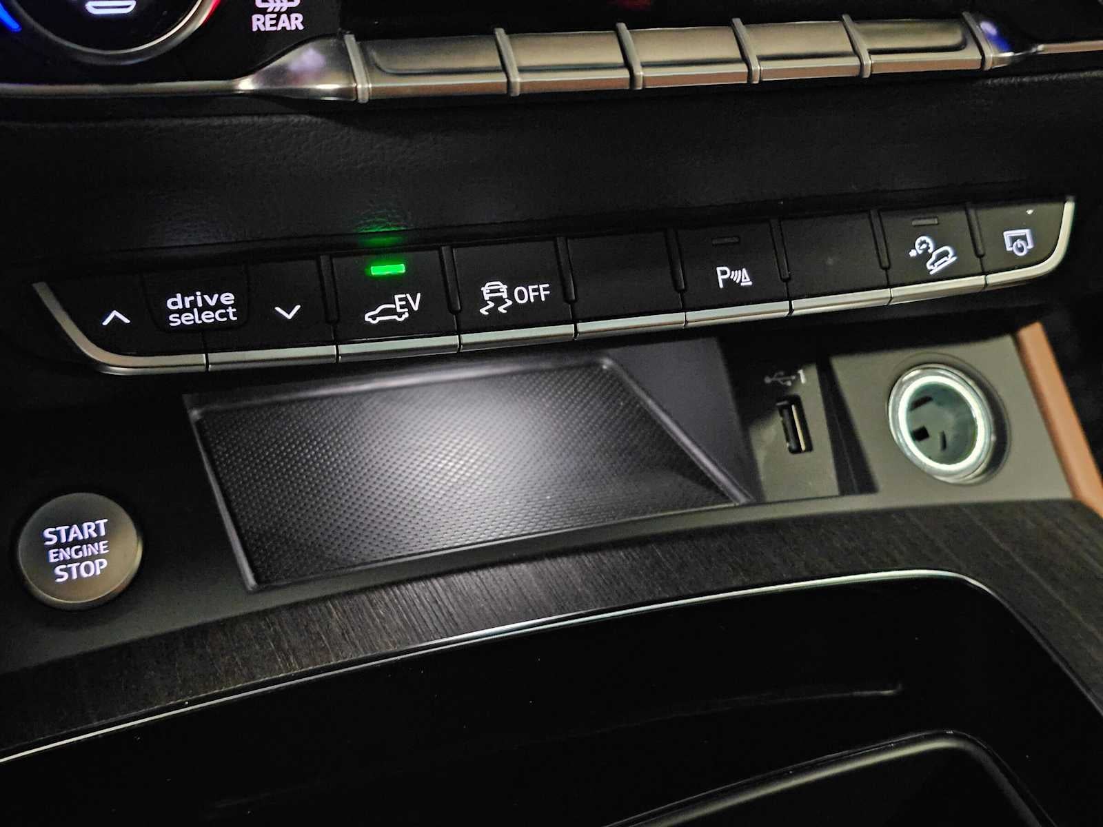 2024 Audi Q5 S line Premium Plus